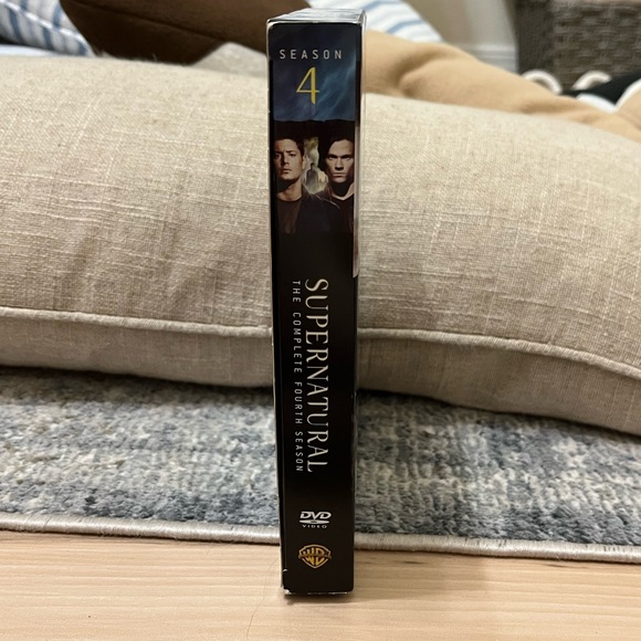 Supernatural: The Complete Fourth Season (DVD) - Picture 3 of 8